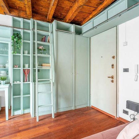Mos29 - Luxurious Apartment - Near The Duomo Milán Exteriér fotografie